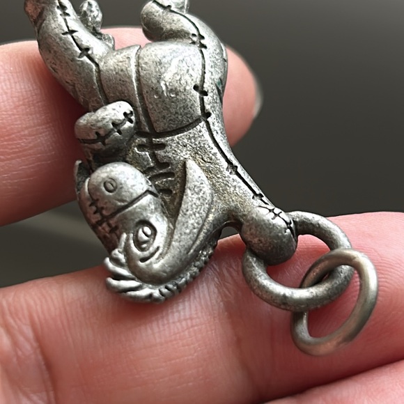 🖤Vtg Disney Eeyore pewter pendant - Picture 7 of 9